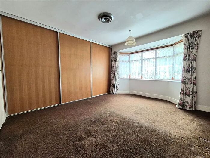 2 Bedroom Bungalow To Rent In West Drayton Road, Uxbridge, UB8