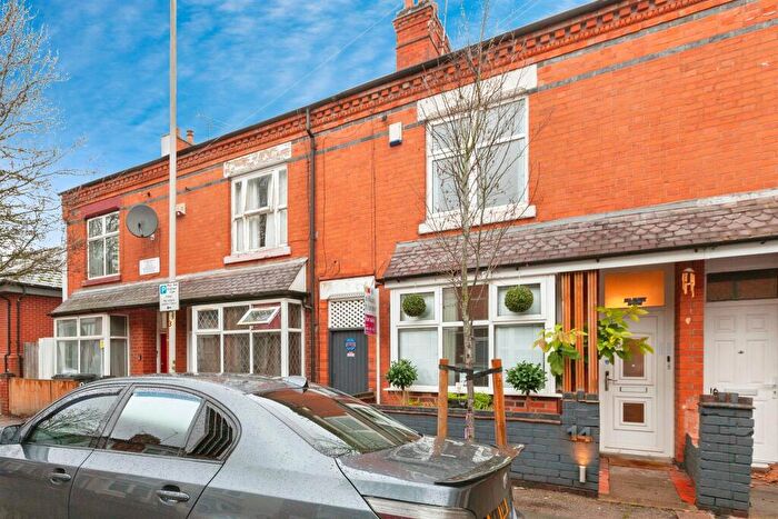 3 Bedroom Terraced House For Sale In Walton Street, Leicester, LE3