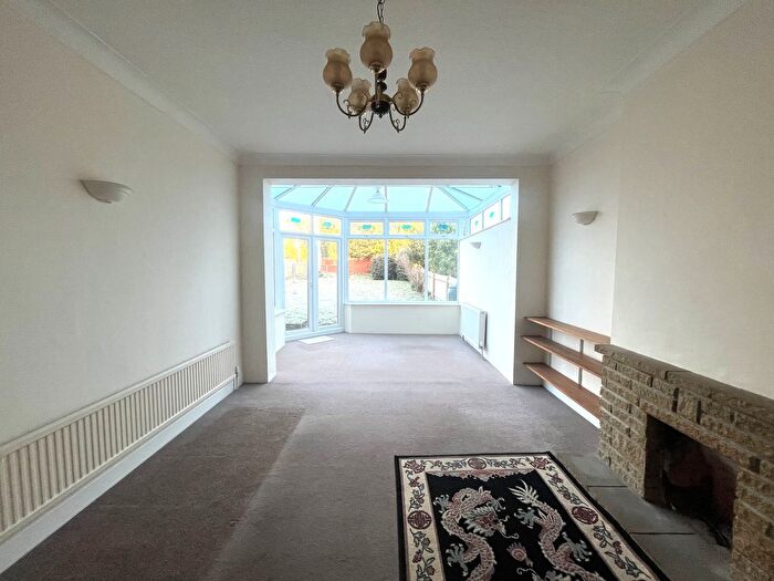 5 Bedroom Semi-Detached House To Rent In Harwood Avenue, Bromley, Kent, BR1