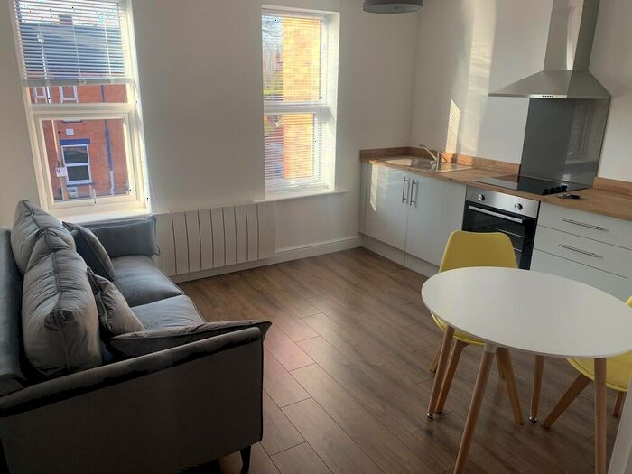 1 Bedroom Apartment To Rent In West Parade, Lincoln, LN1