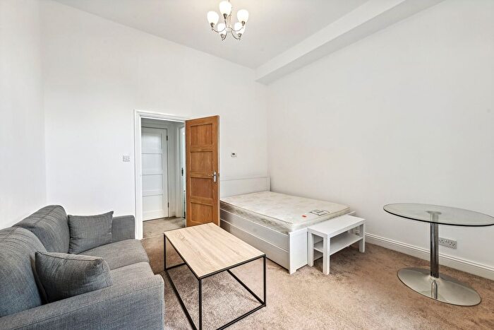 Studio To Rent In Collingham Road, Earls Court, SW5