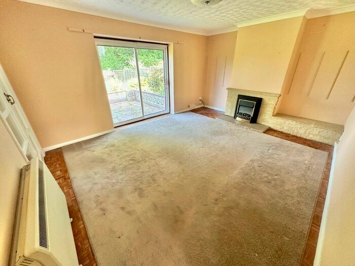 3 Bedroom SemiDetached Bungalow For Sale In Milden Gardens, Frimley