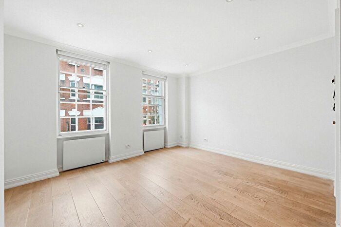 Studio To Rent In Wardour Street, London, W1D