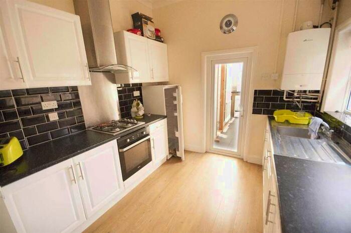 5 Bedroom Terraced House To Rent In Chetwynd Road, Southsea, PO4