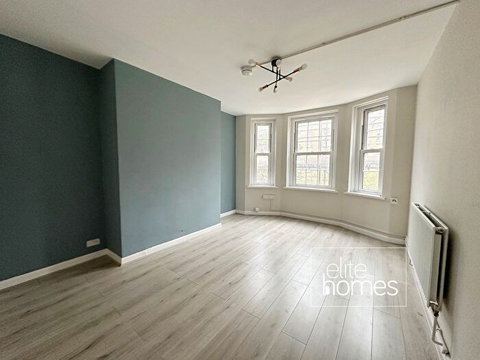 1 Bedroom Flat To Rent In Pilton Place, London, SE17