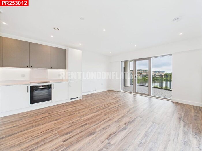 2 Bedroom Flat To Rent In Flagstaff Road, Reading, RG2