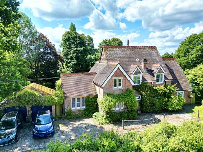 4 Bedroom Detached House For Sale In Pound Lane, Plaitford, Romsey, Hampshire, SO51