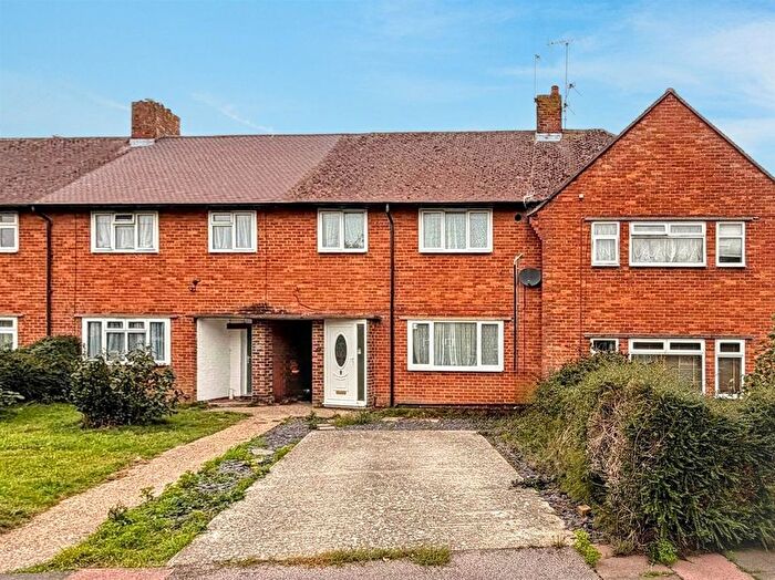 3 Bedroom Terraced House For Sale In Pulborough Avenue, Eastbourne, BN22