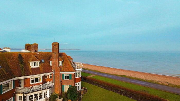 3 Bedroom Apartment For Sale In Princes Drive, Sandwich Bay, Sandwich, CT13