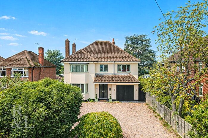 4 Bedroom Detached House For Sale In Ashby Road, Hinckley, LE10