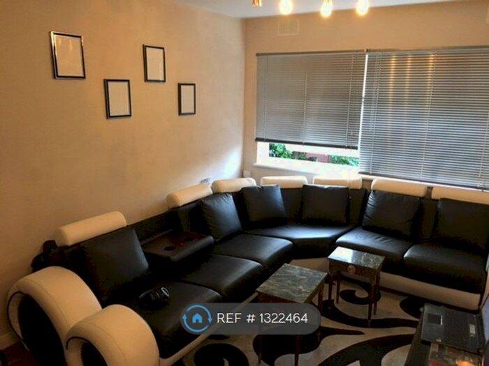 Studio To Rent In September Way, Stanmore HA7