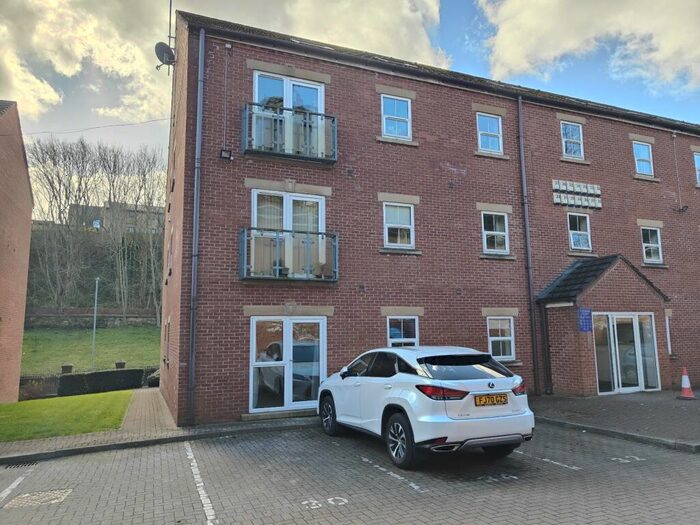 2 Bedroom Flat To Rent In Pullman Court, Morley, Leeds, West Yorkshire, LS27