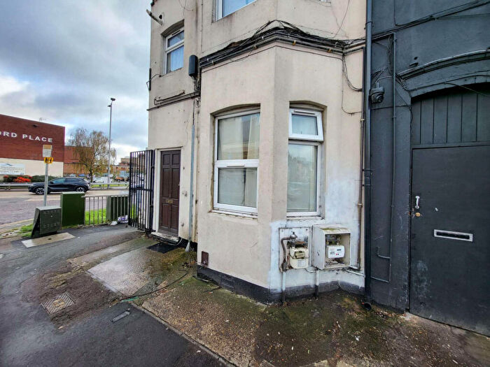 1 Bedroom Flat To Rent In Crawley Road, Luton, LU1