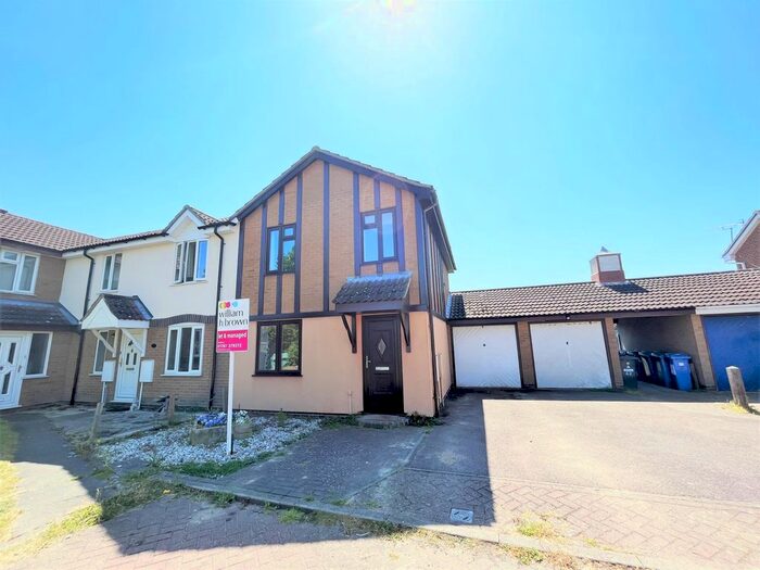 3 Bedroom Property To Rent In Eldred Court, Great Cornard, Sudbury, CO10