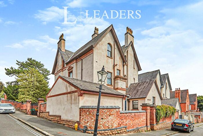 2 Bedroom Apartment To Rent In Lenton Avenue, Nottingham, NG7