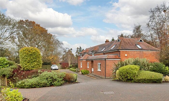 2 Bedroom Semi-Detached House For Sale In Croft Close, Sevenoaks, Kent, TN13