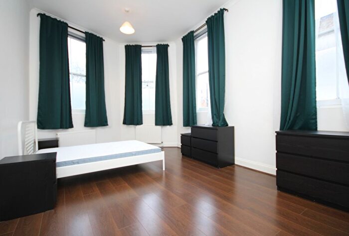 2 Bedroom Flat To Rent In Malden Road, Kentish Town, NW5