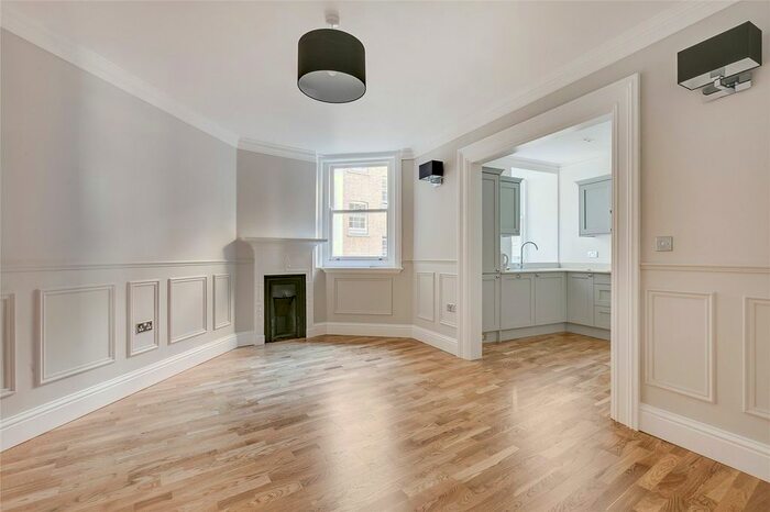 3 Bedroom Flat To Rent In Manor House, Marylebone Road, London, NW1