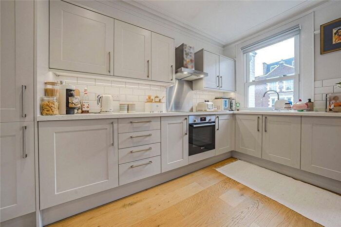 2 Bedroom Flat To Rent In Lower Richmond Road, London, SW15