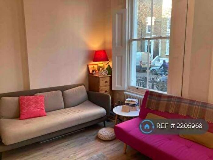 1 Bedroom Flat To Rent In Northchurch Road, London, N1