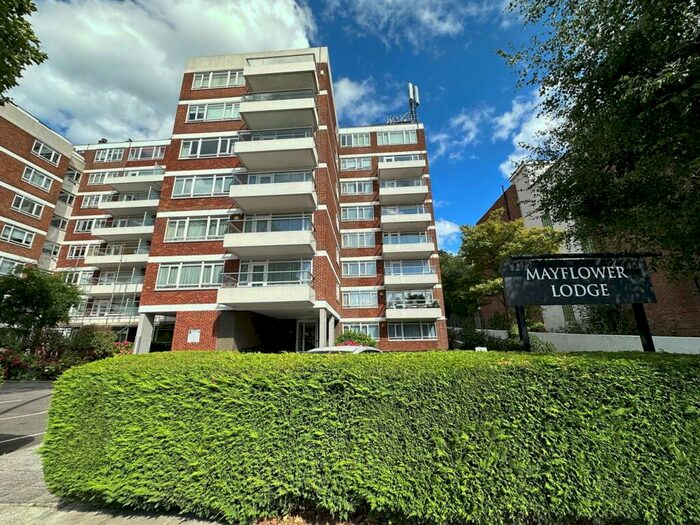 2 Bedroom Apartment To Rent In Regents Park Road, London, N3