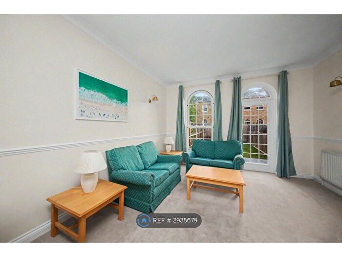 2 Bedroom Terraced House To Rent In Helena Square, London, SE16