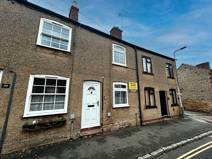 1 Bedroom Cottage To Rent In Weston Road, Olney, MK46