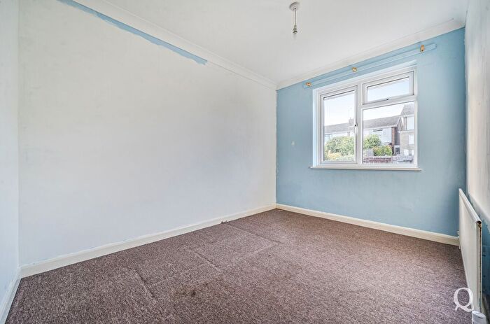 3 Bedroom Terraced House For Sale In Lonsdale Drive, Gillingham, Kent, ME8