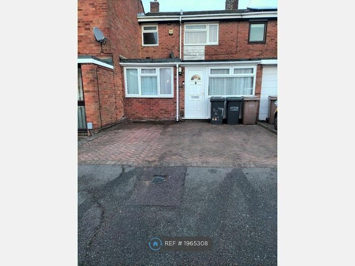 5 Bedroom Terraced House To Rent In Bodmin Road, Bedfordshire, LU4