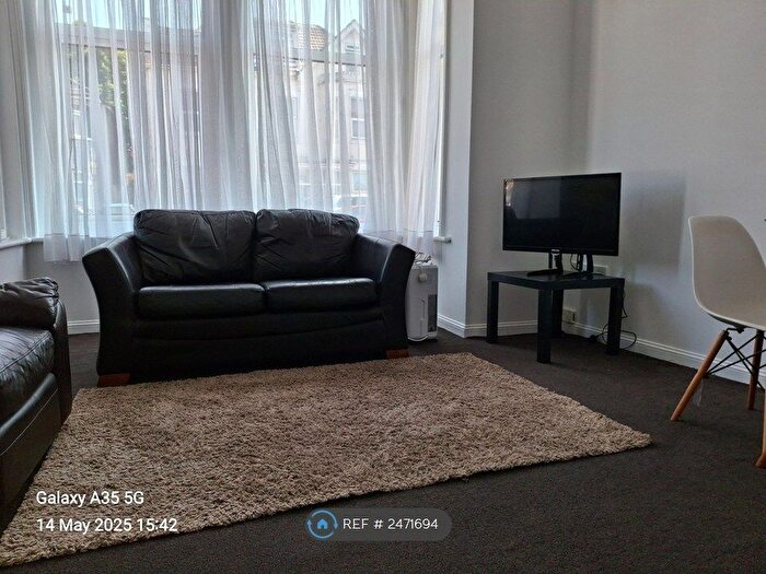 2 Bedroom Flat To Rent In Marsden House, Bournemouth, BH5