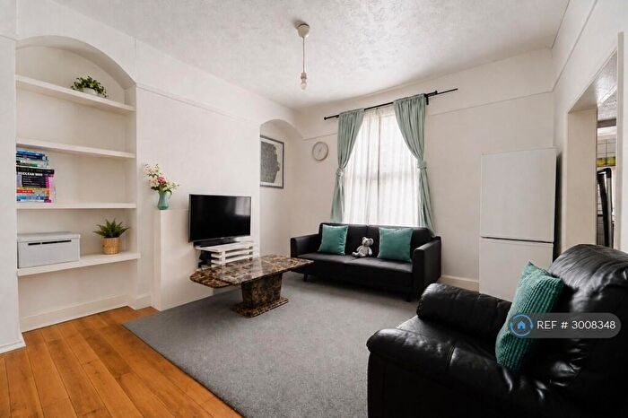 1 Bedroom Flat To Rent In St. James's Road, Croydon, CR0