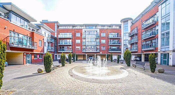 2 Bedroom Flat To Rent In Victoria Court, Chelmsford, CM1