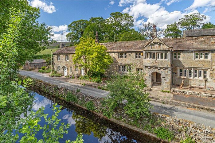 4 Bedroom Semi-Detached House For Sale In Pasture Road, Embsay, Skipton, North Yorkshire, BD23