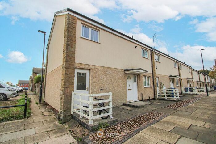 3 Bedroom End Of Terrace House For Sale In Goodison Boulevard, Cantley, Doncaster, DN4