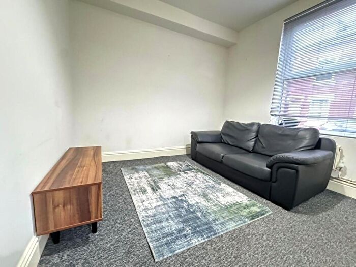 2 Bedroom Terraced House To Rent In Harold View, Hyde Park, Burley, Leeds, LS6