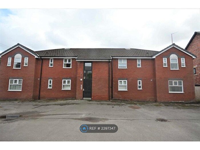 1 Bedroom Flat To Rent In Litchfield Court, Middleton, Manchester, M24