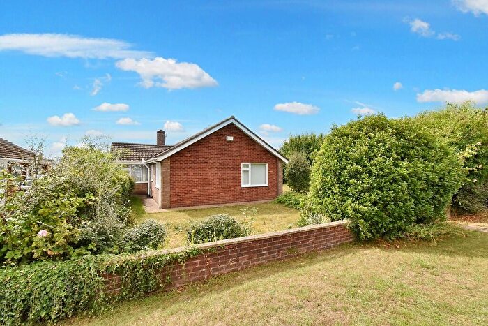 3 Bedroom Detached Bungalow For Sale In Bentley Drive, Bracebridge Heath, Lincoln, LN4