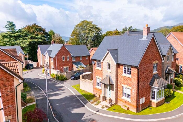 3 Bedroom Semi-Detached House For Sale In Clos Y Pinwydd, Abergavenny, NP7