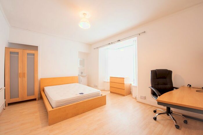 6 Bedroom Terraced House To Rent In St Helens Road, Swansea, SA1