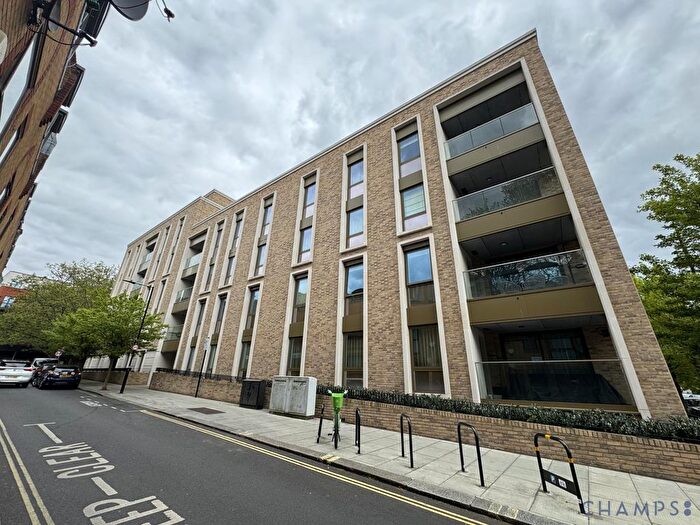 1 Bedroom Flat For Sale In Crompton Street, London, W2