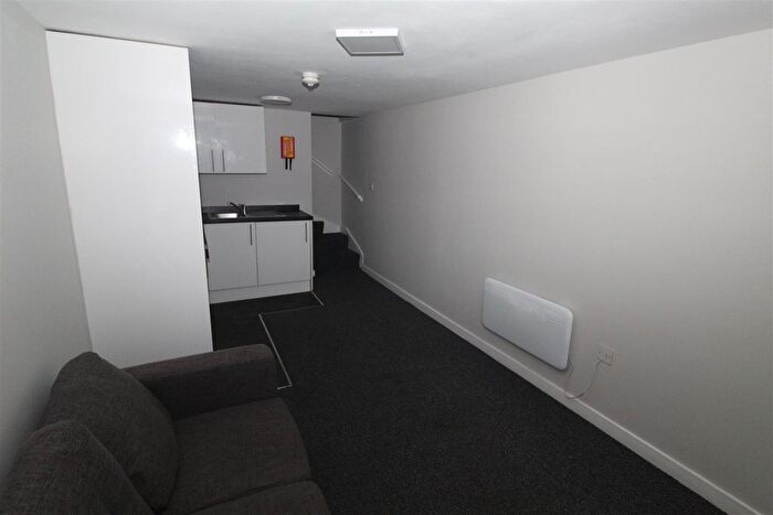 1 Bedroom Flat To Rent In Lower Cathedral Road, Riverside, Cardiff, CF11