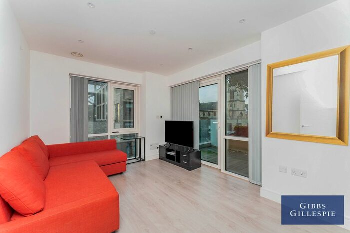 1 Bedroom Flat To Rent In Dickens Yard, Ealing, W5