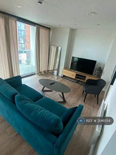 2 Bedroom Flat To Rent In Oxygen Tower, Manchester, M1