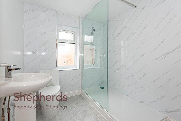 4 Bedroom Detached House To Rent In Rye Road, Hoddesdon, EN11