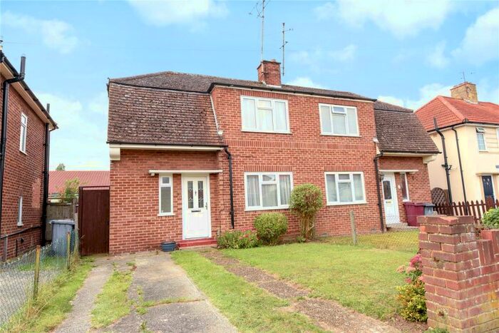 2 Bedroom Semi-Detached House To Rent In Greenfields Road, Reading, Berkshire, RG2