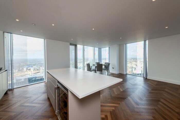 2 Bedroom Apartment To Rent In Deansgate Square, Owen Street New Jackson, M15