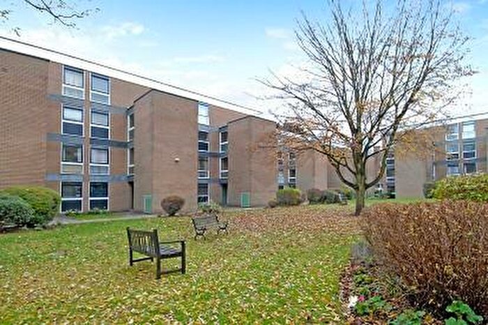 2 Bedroom Apartment To Rent In Butlers Close, North Oxford, OX2