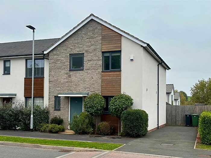 3 Bedroom Semi-Detached House For Sale In Moorcroft Lane, Hereford, HR1