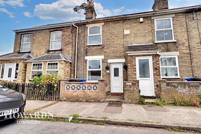 3 Bedroom Terraced House For Sale In Blackheath Road, Lowestoft, NR33