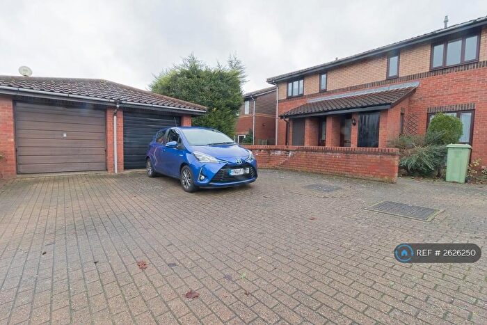 3 Bedroom Terraced House To Rent In Sandywell Drive, Downhead Park, Milton Keynes, MK15